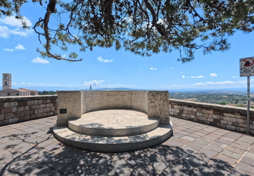 Perugia Panorama 01